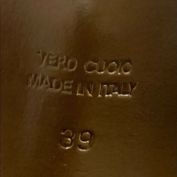 BOEMOS Grey Leather Heel Buckle Sandals - Picture 5 of 6